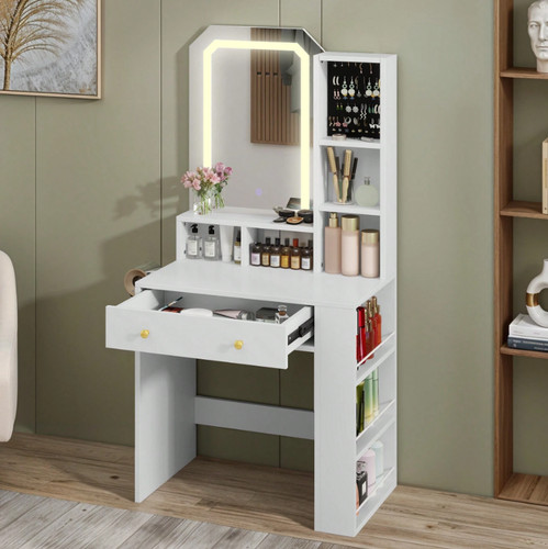 Small white makeup - small,